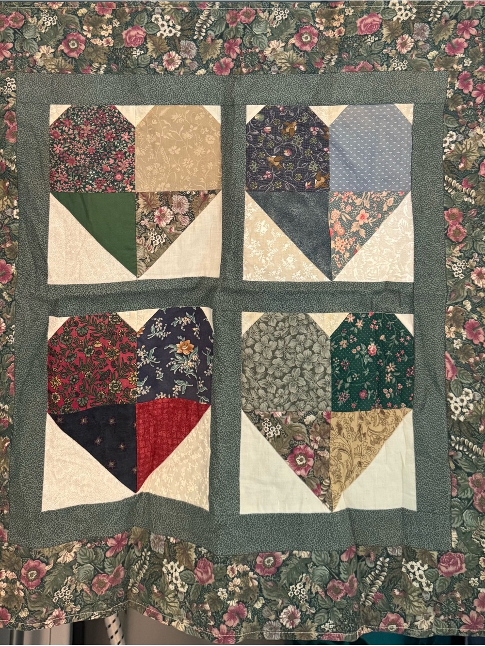 Cottagecore-Handmade Floral Heart Quilt